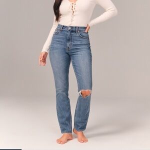 Abercrombie & Fitch Ultra High Rise 90s Slim Straight Jean Size 25